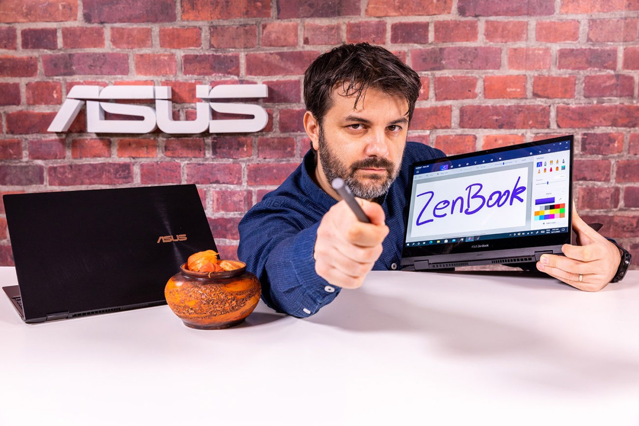 Prezentare video cu ZenBook Flip S UX371