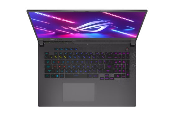 Laptopul de gaming ROG Strix G17 cu tastatură iluminată RGB per tastă