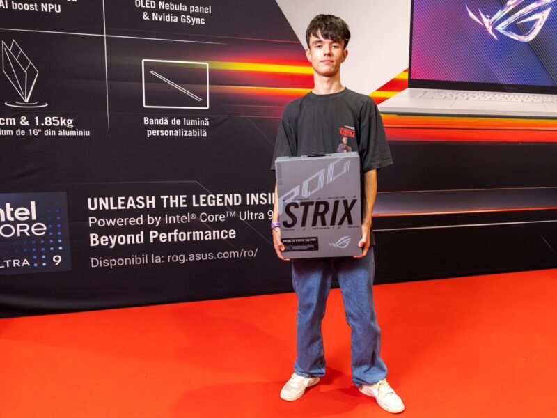 Câștigătorul competiției ROG High School Challenge 2024 a fost premiat cu laptop ROG Strix SCAR 18