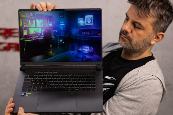 Laptopul ROG Strix G G615