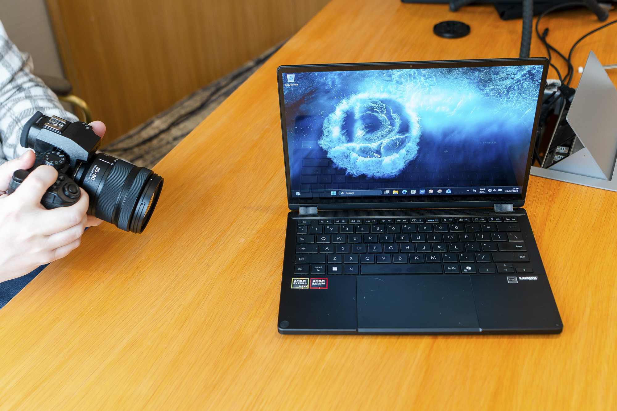 Filmarea unui hands-on cu ProArt GoPro Edition