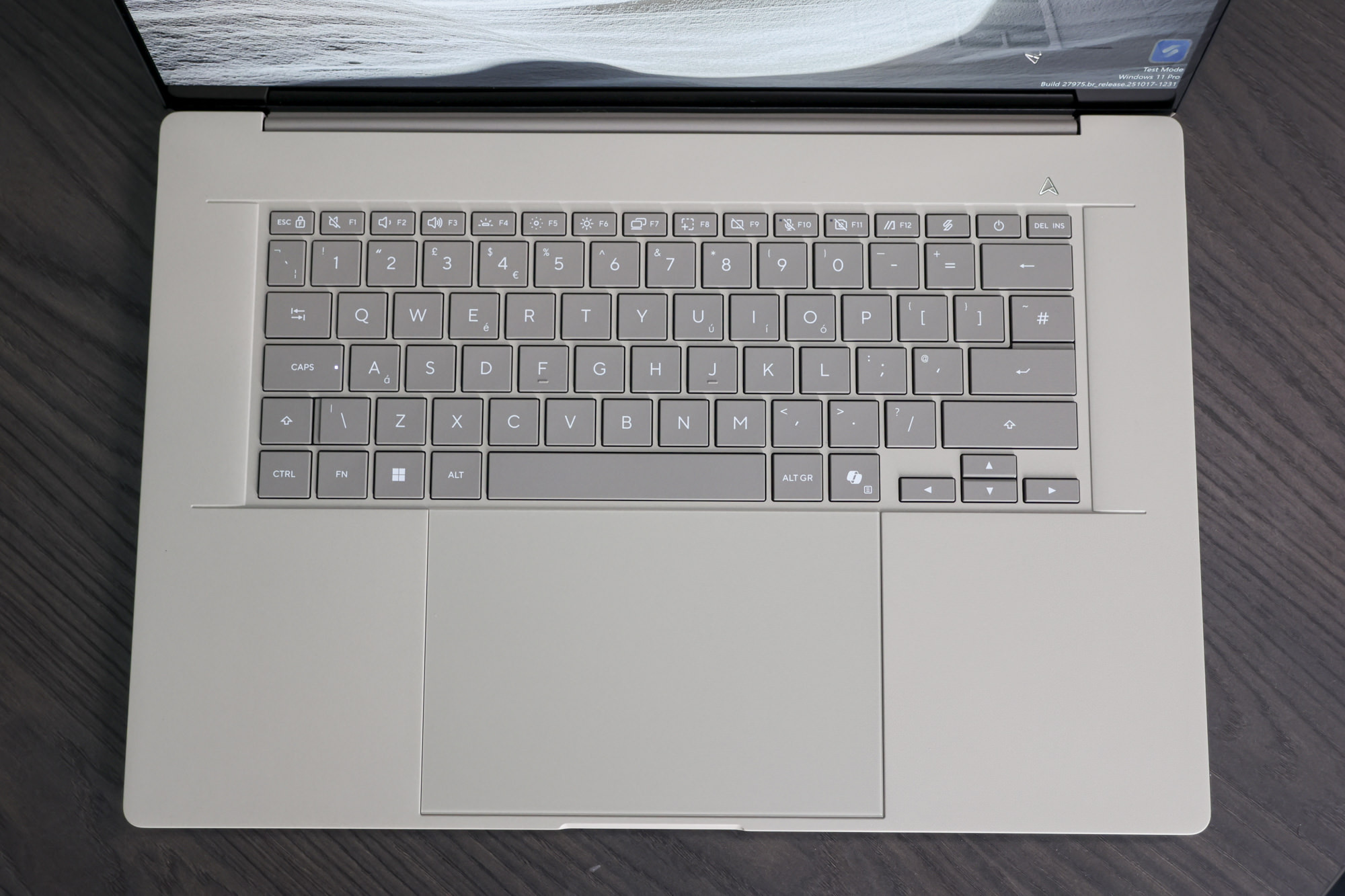 Tastatura Zenbook A16 (2026)